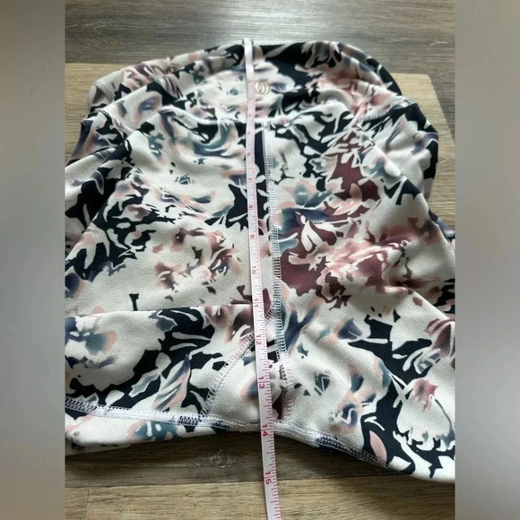 BALANCE COLLECTION Floral Contender Lux Ankle Compression Leggings, Size M - Picture 12 of 14